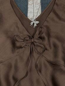 Rina Fox 大码女式V领荷叶边系带短袖休闲衬衫