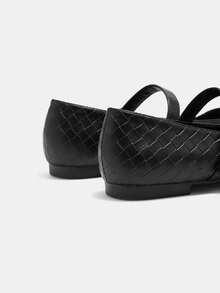 CUCCOO CURVES Women's Casual Versatile Commuting Simple Wide Fit Flats For Christmas - Black - View 9