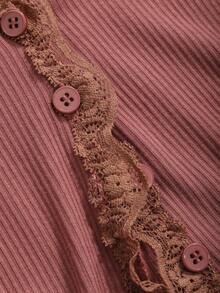 DAZY 女士撞色蕾丝单排扣长袖 T 恤外出上衣、秋装、返校服 - 紅木色 - 查看 6