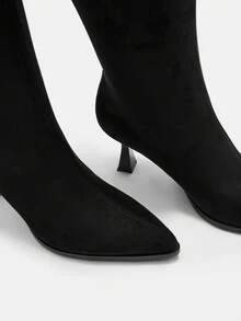 CUCCOO CURVES Women's Black Slim Heel Wide Fit Boots, Casual & Minimalist, Autumn/Winter For Christmas - Black - View 8