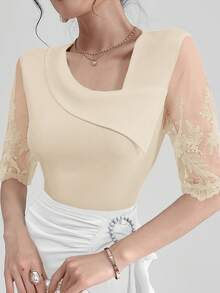 Modelyn 女士不对称领口撞色网眼夏季T恤印花T恤女式上衣 - 杏色 - 查看 3