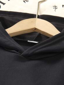 Genkimix Kids 女孩活力字母印花长袖连帽衫搭配宽松长裙套装，寓意深刻的字母印花，宽松版型，落肩设计，适合学校、居家、郊游、派对、生日、运动等各种场合。 - 黑色 - 查看 7