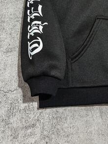 SHEIN Coolqubz Tween Boys Gothic Font Print Hoodie & Contrast English Graphic Sweatpants Set,Unisex - Black - View 7