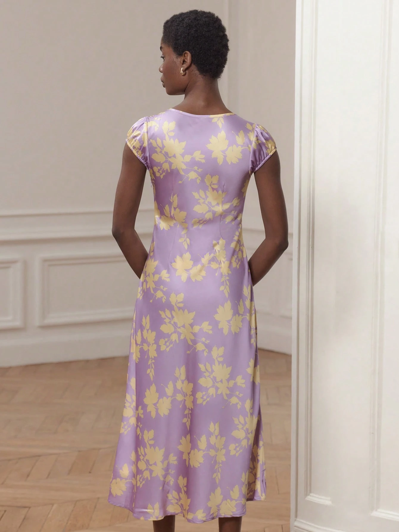 Long Satin Dress With Yellow Floral Print On A Lilac Background Featuring Short Sleeves And A Round Neckline Office Outfits Spring New Year Dress