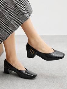 CUCCOO BIZCHIC حذاء نسائي جديد لصيف 2025 بتصميم فينتاج، بفتحة مربعة للأصبع وكعب منخفض، مصنوع من نسيج شبكي منسوج، حذاء ماري جين بكعب سميك وحزام مفتوح للتهوية وأصبع مغلق