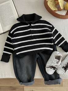 SHEIN Young Boys' Autumn/Winter High Collar Striped Zip-Up Cardigan Sweater, Versatile For Home, School, Outings, Beige & Black