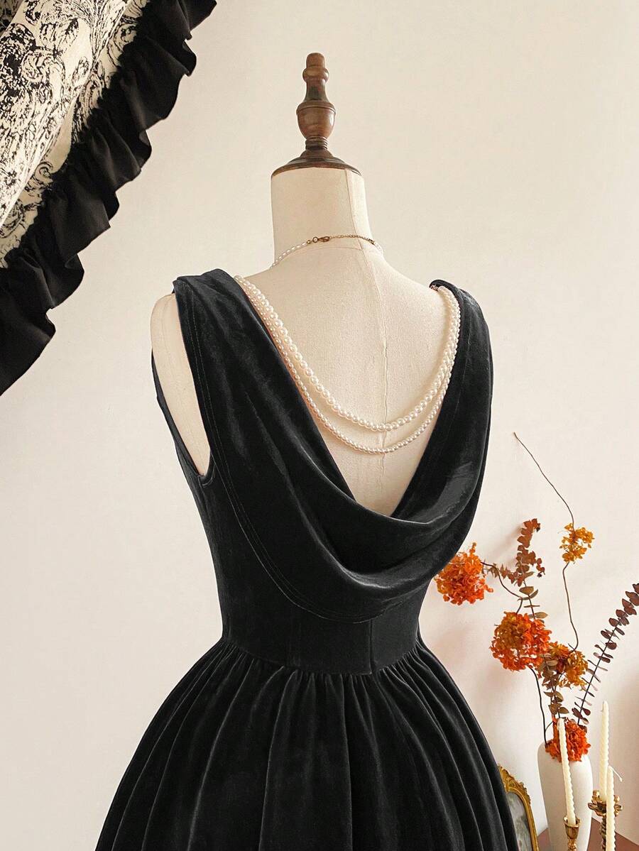 Vintamour Vintage Elegant Women's Velvet Pearl Chain Black Dress With Pockets,Autumn Dining Cocktail Party Holiday Christmas Halloween New Year Thanksgiving