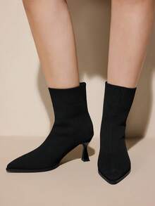 CUCCOO CURVES Women's Daily Wear Wide Toe Fashion High Heel Ankle Boots - Black - View 4