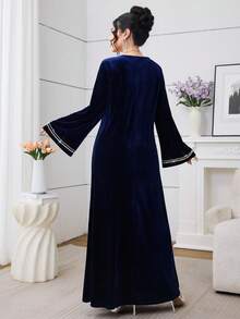 Al Najma Elegant Women's Dress With Embellished Square Neckline, Flared Sleeves And Flowy Skirt In Velvet Kaftan Jalabiya Dress - Navy Blue - View 2