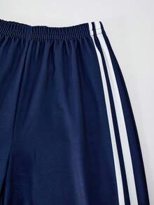 SHEIN ChillGRL 2 件套 Streecool 儿童和青少年拉链连帽印花夹克运动衫 + 直筒蝴蝶和条纹印花裤，休闲街头时尚装，适合春秋季日常、通勤、运动、返校 - 藏蓝色 - 查看 3