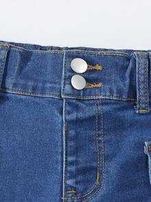 SHEIN ChillGRL 女童休闲多口袋松紧腰黑色水洗工装喇叭牛仔裤 - 中等水洗藍 - 查看 4