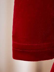 Sparklyn This Gorgeous Velvet Little Girls' Dress Features Elegant Bubble Sleeves, Delicate Pearl Embellishments, And A Flowing A-Line Silhouette-Perfect For Turning Your Little One Into A Charming Princess At Parties Or Special Occasions - Burgundy - View 5