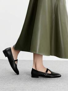 CUCCOO BIZCHIC 女式方头平底低跟新款黑色舒适百搭一脚蹬乐福鞋，黑色休闲平底鞋，轻便通勤 - 黑色 - 查看 7