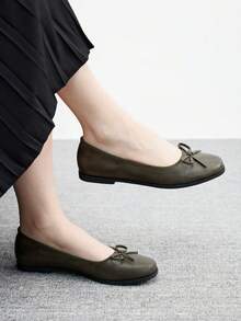 CUCCOO BIZCHIC Giày lười đế bệt thường ngày họa tiết nơ cho nữ - Màu Khaki - Xem 1