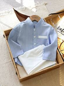 SHEIN Vintaside Kids Baby Boy Two-Pieces Set Featuring A Blue Jacquard Stand-Up Collar Long-Sleeveds Shirt And White Straight-Leg Trousers For Spring And Autumn, It Is Suitable For Daily School Outings, Attending Parties, Home Relaxation, And Formal Occasions