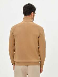 Manfinity Homme Sweater Kasual Pria Warna Polos Kerah Tinggi Lengan Raglan, Atasan Cokelat Muda Musim Gugur/Dingin Pria, Sweater Cokelat Pria, Kerah Mock Pria, Aprikot - Coklat - View 2
