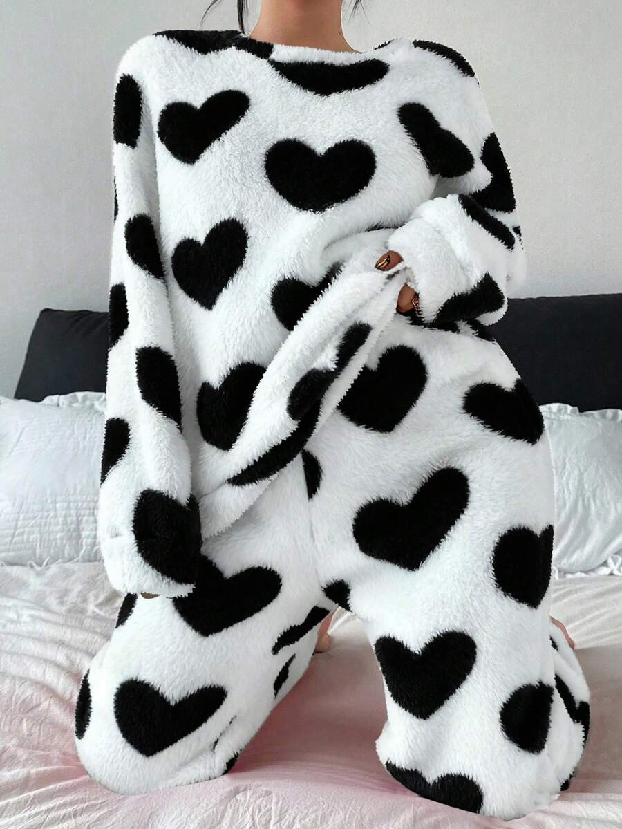SHEIN Women's Cute Heart Pattern Thickened Fleece Fluffy Cozy Pajama Set With Long Sleeve Top And Pants, Pink And Red, Autumn/Winter Cow Print Fluffy Cozy Pajamas Heart Fluffy Cozy Pajama Set Heart Fuzzy Fluffy Cozy Pajamas Heart Print Loungewear - Black and White - View 1