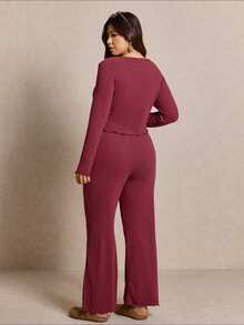 Elaquor 2pcs/Set Women Plus Size Casual Solid Color Long Sleeve Top And Pants - Burgundy - View 2