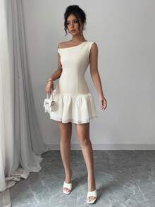 SHEIN Glamour Women's Asymmetric Shoulder Sleeveless Short Dress,Off White,Summer,Elegant,Party,Contrast Color Woven Twill Organza Patchwork Peplum Balloon Skirt - Apricot - View 5