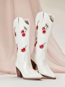 Solezae Botas occidentales de media pantorrilla con tacón grueso y bordado de cerezas para mujer - Blanco - Ver 6