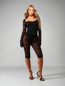 MISSGUIDED Long Sleeve Lace Bell Sleeve Crop Top With Sweetheart Neckline For Evening Party Occasions - Black - View 3