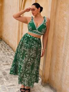 Swim Oasis 大码女装三件套：绿色印花深V领系带高腰裤套装，带腰带环，搭配长款印花网纱沙滩裙，适合夏季海滩度假