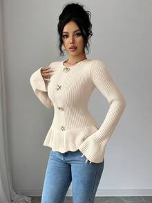 SHEIN Elenzya 女士优雅金属扣袖口荷叶边下摆长袖毛衣，秋冬款 - 杏色 - 查看 6
