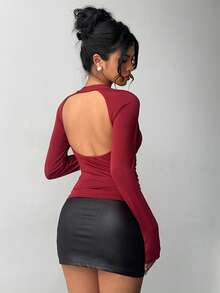 Aloruh Women's New Valentine's Day Red Romantic Date Night Party Elegant Alluring Sexy Fashionable Appealing Metal Buckle Decor Hollow Out Turtleneck Bodycon Long Sleeve T-Shirt - Burgundy - View 3