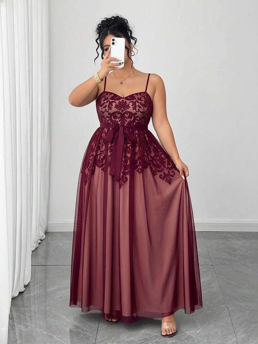 Elenzga 大码优雅女士黑色网纱裸色衬里蕾丝印花连衣裙，尽显高贵气质，适合返校、毕业典礼、情人节、音乐节、母亲节、万圣节、感恩节、复活节、国庆节、舞会、约会派对、婚礼季、户外郊游等场合。 - 酒紅色 - 查看 1