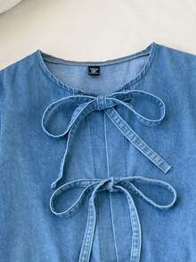 Comfortcana Blusa de mezclilla de manga abullonada con lazo delantero, bajo con volantes, para mujer de talla grande, para verano, vacaciones, Pascua, primavera, estilo occidental, oficina, rave, baby shower, estilo campestre, estilo country, estilo old money, salir, festival, rodeo, aeropuerto
