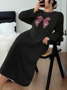 SHEIN 大码女式罗纹针织蝴蝶结刺绣甜美休闲圆领长袖长款睡裙，秋冬季，宽松睡衣 - 黑色 - 查看 5