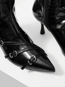 Mnmlis Eleganti stivaletti alla caviglia con tacco a rocchetto alla francese, fibbia alla moda, cerniera laterale e punta affusolata