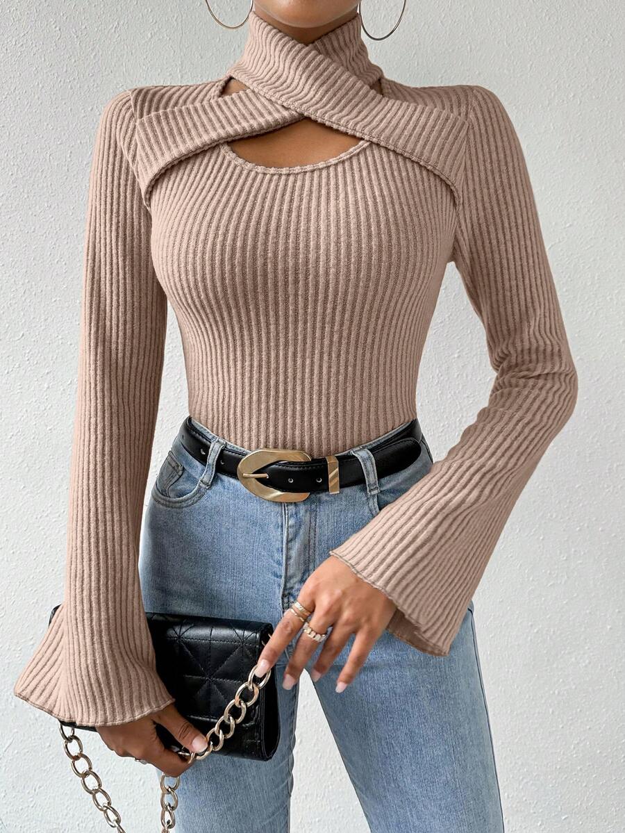 RosyDaze Áo thun tay dài dáng rộng raglan cổ cao màu trơn, tay loe, bo gân, khoét lỗ - Lạc đà - Xem 1