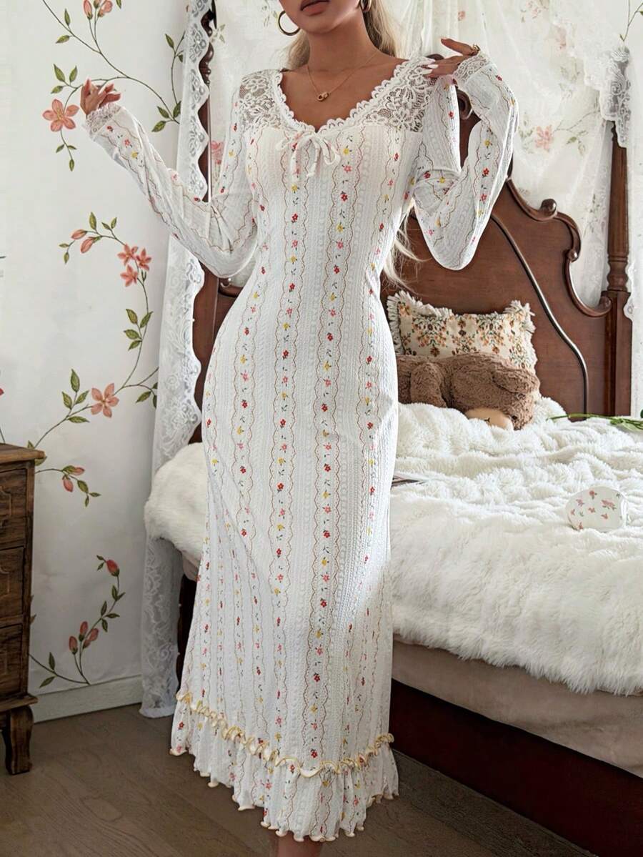 SHEIN Cartoon Floral Contrast Lace Ruffle Hem Romantic Long Nightgown, Winter - White - View 1