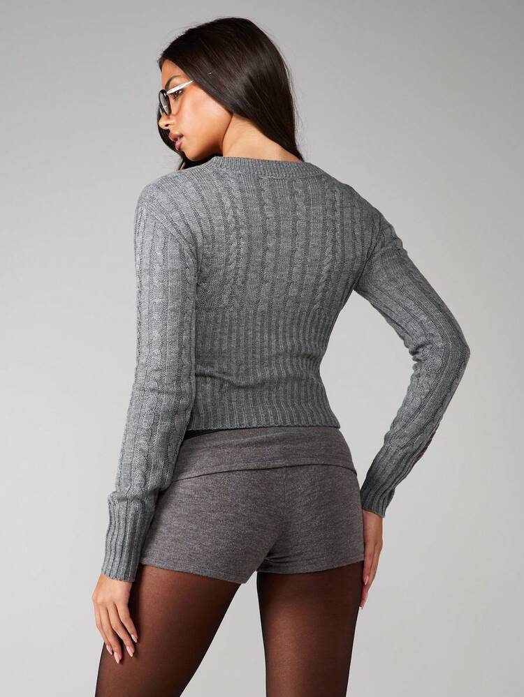 MISSGUIDED Cable Knit V-Neck Long Sleeve Cropped Sweater Top With Ribbed Texture Winter Fall Pullover