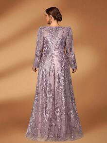 Serin 大码优雅奢华灰色船领薄纱长袖A字裙，饰以精美刺绣、珍珠和水钻，适合新娘母亲穿着。 - 藕粉色 - 查看 2