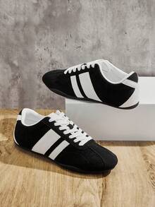 Solezae 女士超轻复古条纹黑白系带运动鞋，轻便时尚，日常必备。 - 黑色 - 查看 5