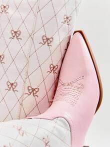 Solezae 全新女式刺绣纯素皮革尖头粗跟一脚蹬西部风格别致牛仔靴 - 粉色 - 查看 7