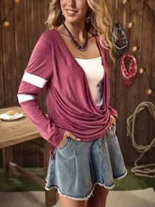 LanaWest Kaos Wanita Motif Blok Warna dengan Detail Tali Serut di Samping - Redwood - View 4