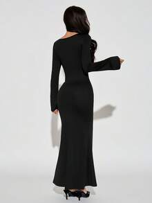 SHEIN PETITE Vestido elegante de unicolor con cuello corazón, manga larga, aro redondo, bajo de cola de pez, ajustado, escote bajo, vestido de cuello en V profundo, vestido largo negro, para mujeres petite - Negro - Ver 3