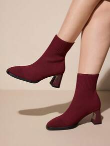 CUCCOO CURVES Women's Fashionable Elegant Commuter Thick High Heel Boots For Christmas - Red - View 1