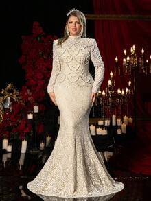 Glamrae 大码女士珍珠装饰高开衩鱼尾修身正式礼服，适合晚宴、约会、舞会、婚礼、度假等场合。