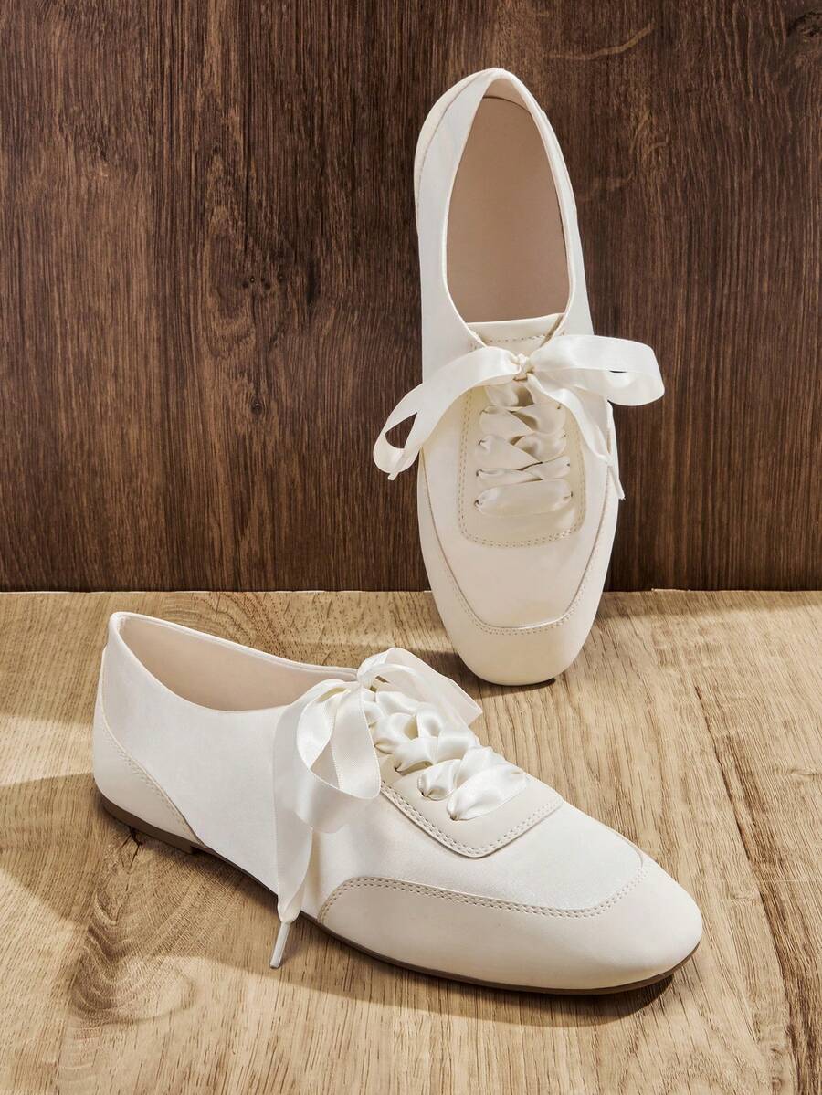 Solezae 女士舒适梦幻休闲可爱系带芭蕾舞鞋