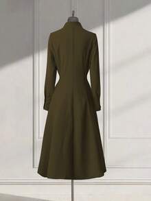 Franclia [Vintage Eleganz & Luxus] Elegantes einfarbiges Kleid mit V-Ausschnitt und langer Länge, einer Reihe exquisiter Knöpfe, schlanker Taillenlinie, eleganter Bankett-Style - Armeegrün - Übersicht 2