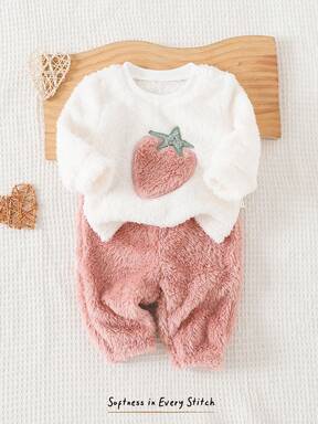 Cozy Pixies Conjunto de pijama de top y pantalones con bordado de fresa para bebé recién nacido, invierno