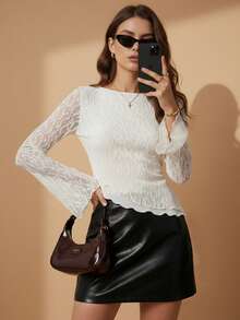 Poéselle 女士花卉蕾丝圆领喇叭袖荷叶边下摆时尚T恤 - 杏色 - 查看 8