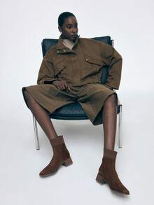 Mnmlis 时尚踝靴 | 弹力针织靴口 | 粗跟设计 | 棕色绒面革 | 2 双鞋，奢华仿皮材质 - 棕色 - 查看 5