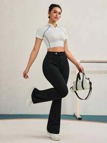 Flexra Women's Solid Color Pocket Flare Leg Elegant Fashion Jeans - Black - View 7