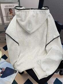 SHEIN Áo nỉ nữ/Áo in họa tiết chữ/Áo nỉ đơn giản và thời trang thường ngày/Áo thời trang/Áo nỉ vui nhộn/Áo nỉ dài tay cổ tròn rộng rãi phù hợp cho mùa thu đông/Áo chui đầu mùa xuân dành cho nữ, Áo nỉ có mũ trùm đầu ren tương phản dành cho nữ, Áo dài tay, Áo hoodie thu đông trở lại trường - Xám - Xem 2