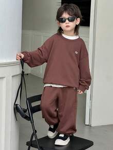 DAZY Young Boy Letter Print Crew Neck Raglan Sleeve Loose Sweatshirt And Sweatpants Set - Brown - View 1